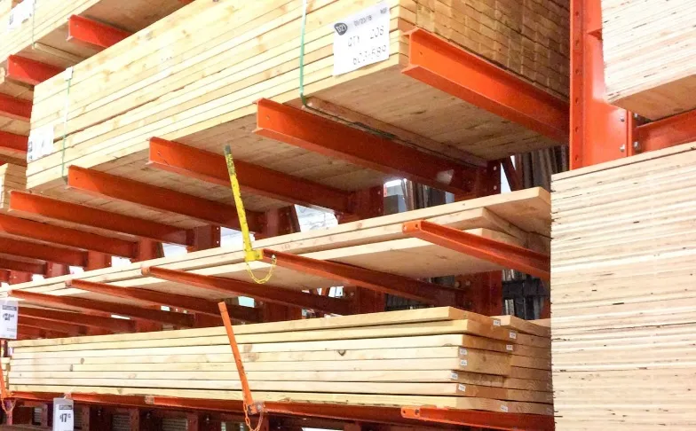 Dlaczego współpraca z renomowanym producentem kantówki minimalizuje ryzyko reklamacji w branży okiennej i drzwiowej