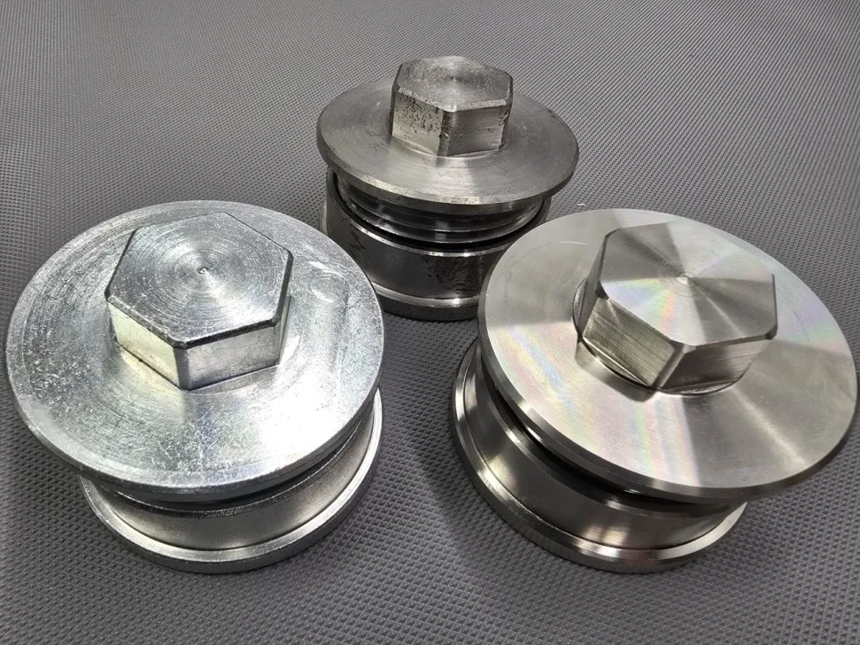 W jaki sposób króćce pomiarowe poprawiają stabilność odczytów w układach o zmiennym przepływie?